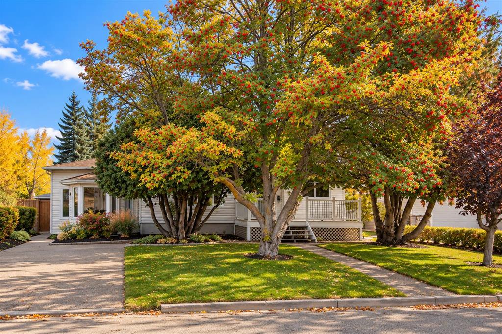 3721 44A Avenue , A2349889, Alberta,
