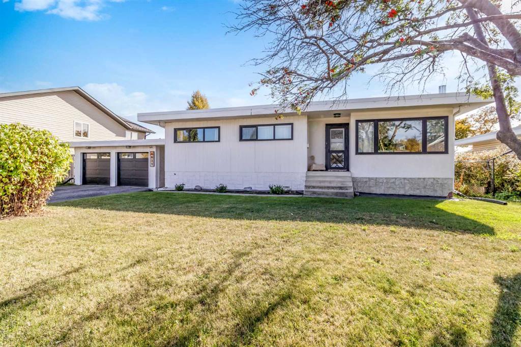 Third View of 4939 42 Street , Central Innisfail, Innisfail, Alberta, T4G1J9