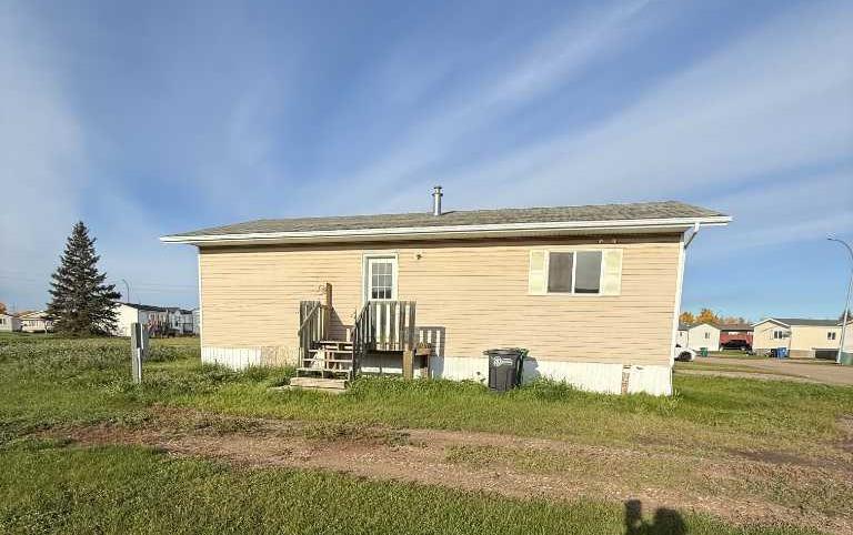 Third View of 79 Deerglen Trailer Park , NONE, High Level, Alberta, T0H 1Z0