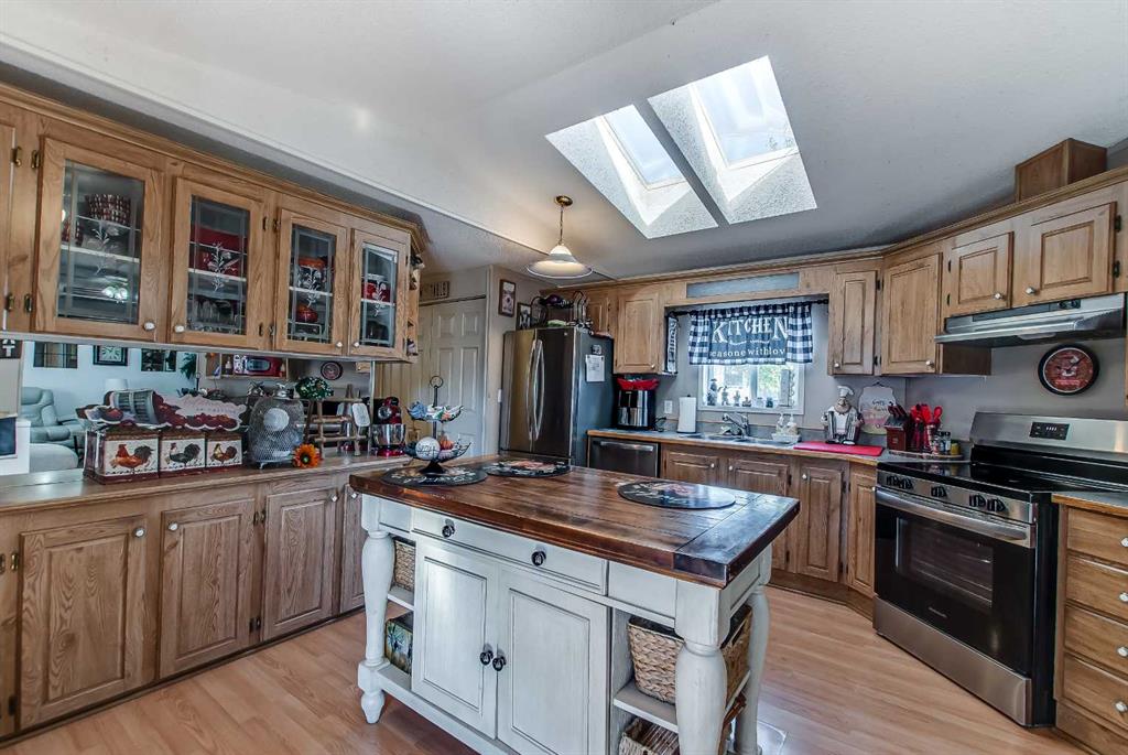 236, 4000 13 Avenue SE, A2350040, Alberta,