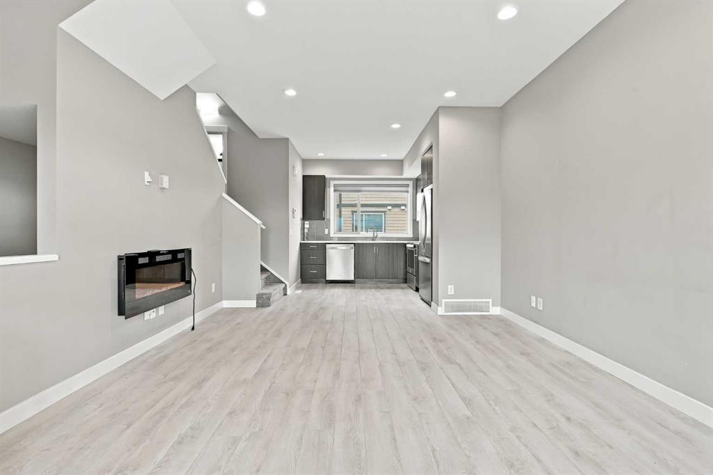 Fourth View of 1604, 32 Horseshoe Crescent , Heartland, Cochrane, Alberta, T4C2P4