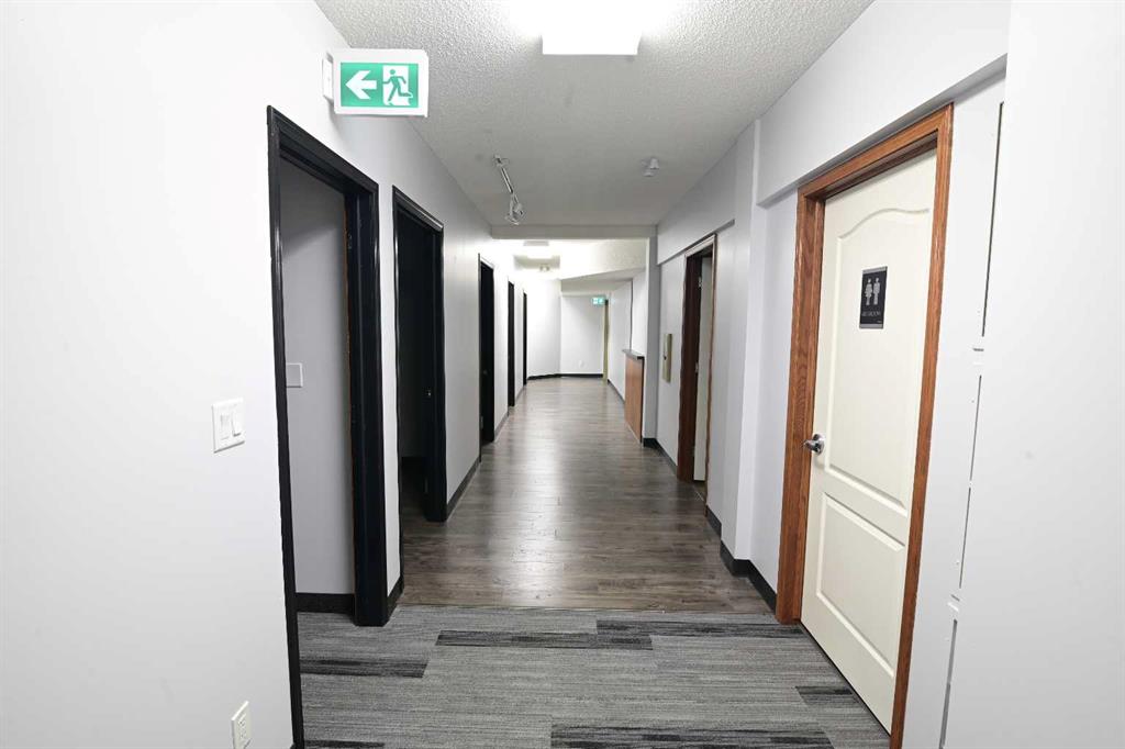 Fifth View of #200, 2115 Sirocco Drive SW, Signal Hill, Calgary, Alberta, T3H 5P1