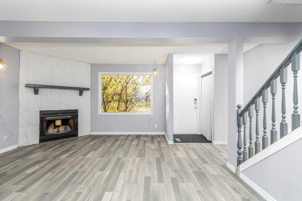 Third View of 16C Manning Street , Morrisroe Extension, Red Deer, Alberta, T4R 1N6