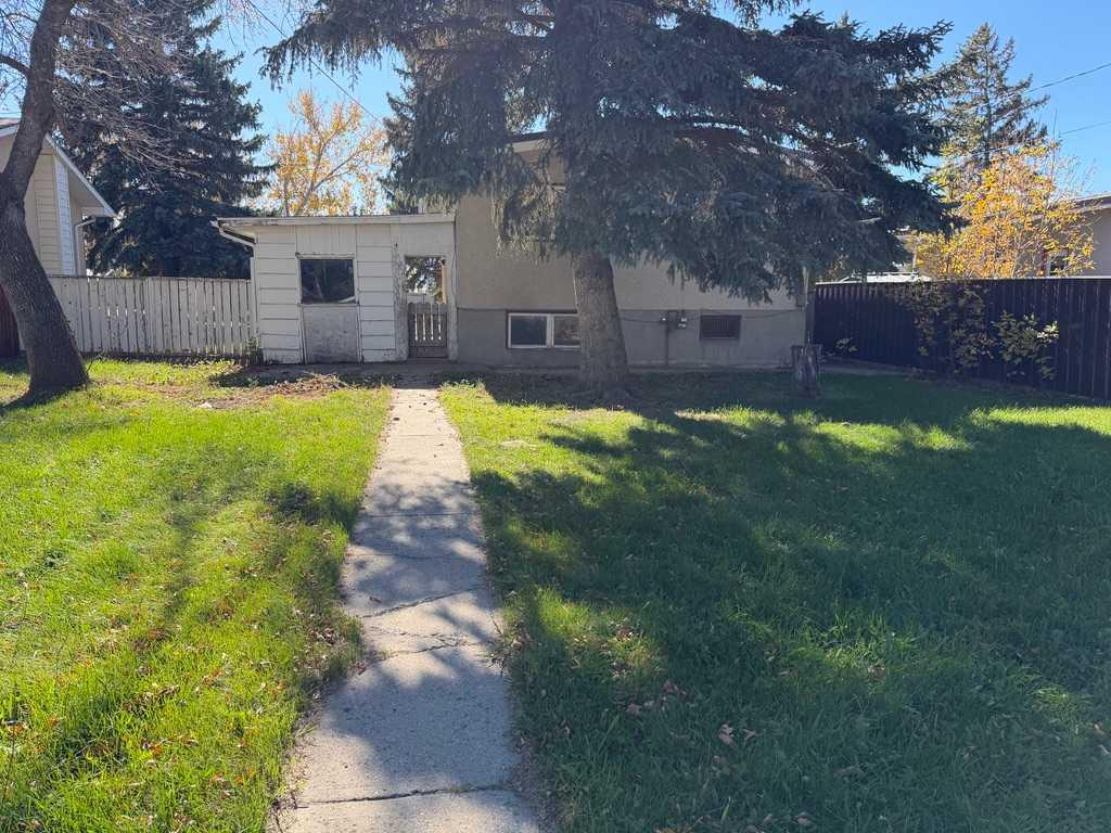 1016 20 Avenue , A2350212, Alberta,