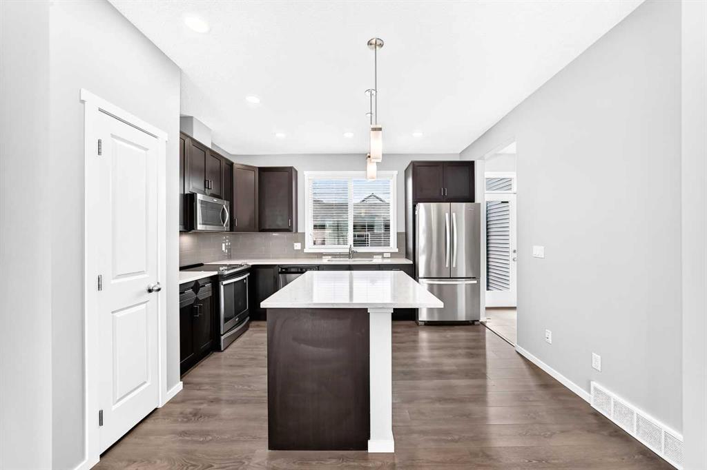 Fifth View of 154 Livingston Avenue NE, Livingston, Calgary, Alberta, T3P 0V9
