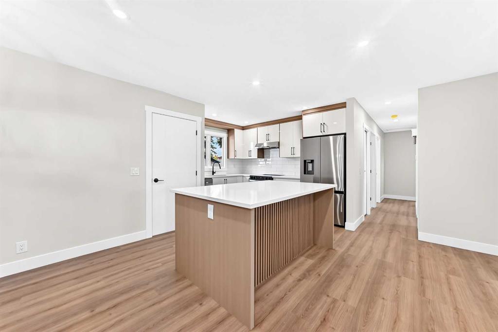 Fifth View of 3320 60 Street NE, Temple, Calgary, Alberta, T1Y 3S9