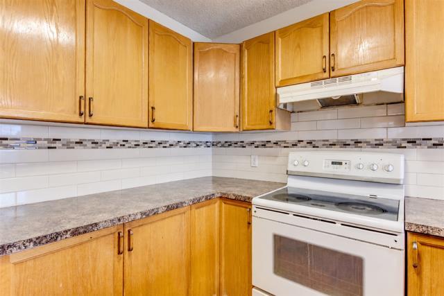 Fourth View of 40 Mt Lorette Close SE, McKenzie Lake, Calgary, Alberta, T2Z 2L6
