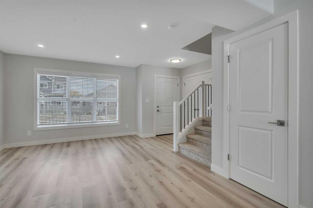 Fifth View of 129 Gray Close , Grayhawk, Sylvan Lake, Alberta, T0M 0H0