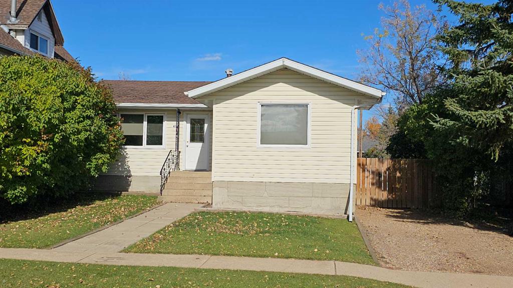 4709 Windsor Avenue , A2350266, Alberta,