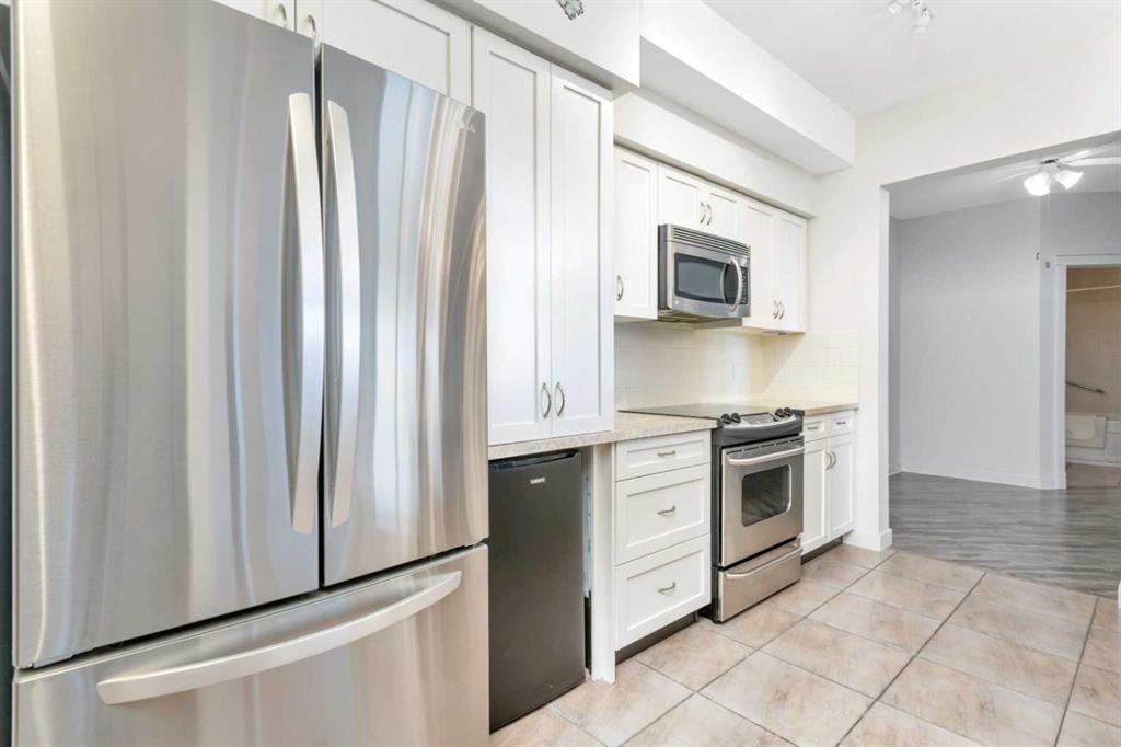 Fifth View of 420, 100 Lakeway Boulevard , Lakeway Landing, Sylvan Lake, Alberta, T4S 0A4
