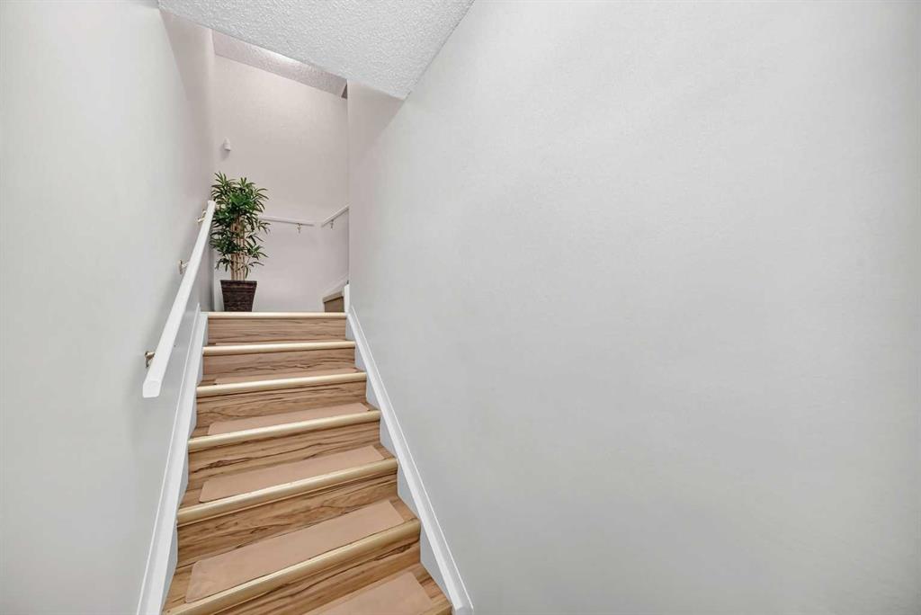 Fifth View of 45, 3745 Fonda Way SE, Forest Heights, Calgary, Alberta, T2A 5W7