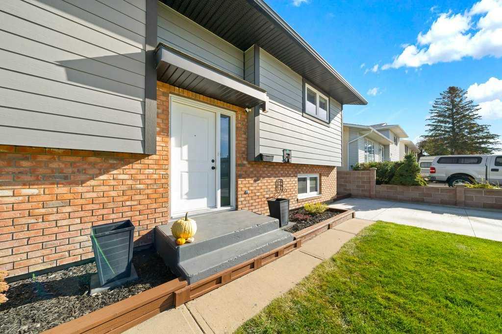 Fifth View of 190 Sprague Way SE, SE Southridge, Medicine Hat, Alberta, T1B 2K3