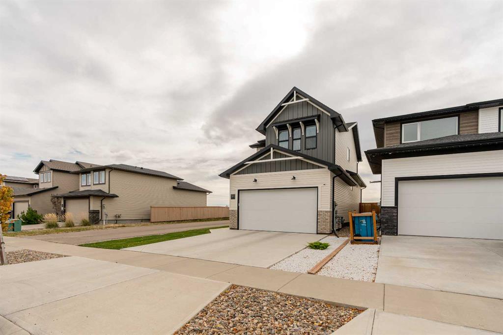 Fourth View of 894 Miners Boulevard W, Copperwood, Lethbridge, Alberta, T1J 5L9