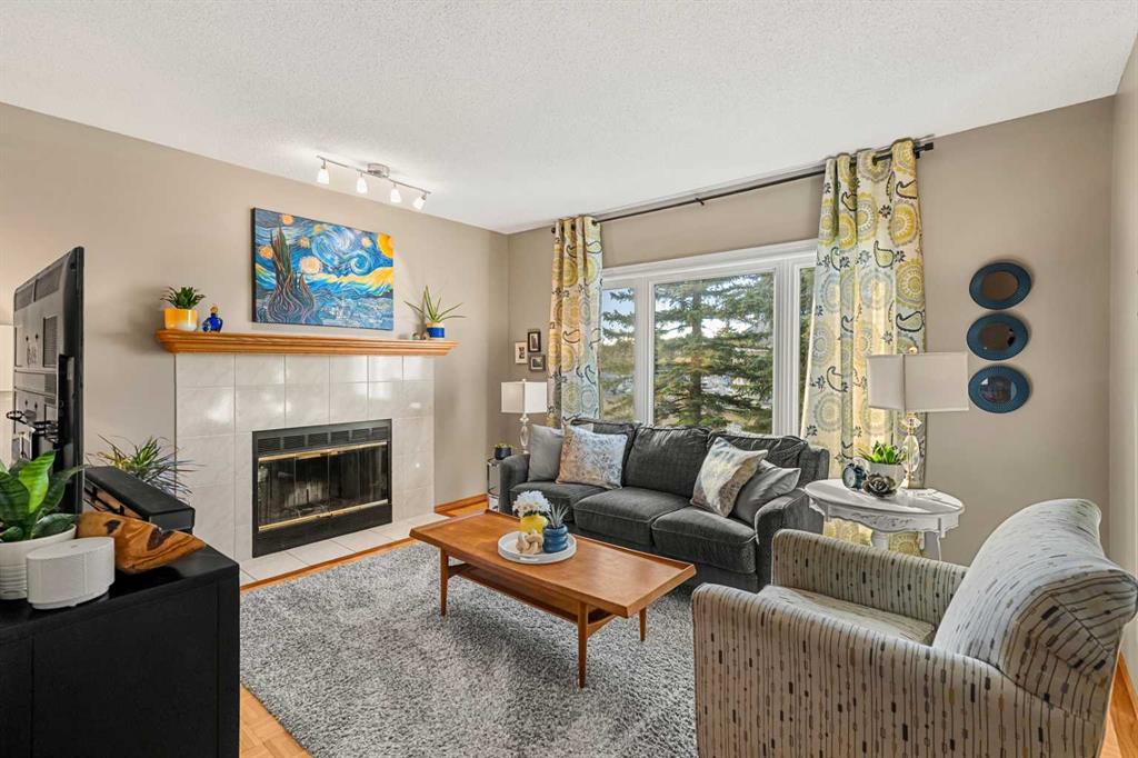 Third View of 54 Deerview Terrace SE, Deer Ridge, Calgary, Alberta, T2J 7B9