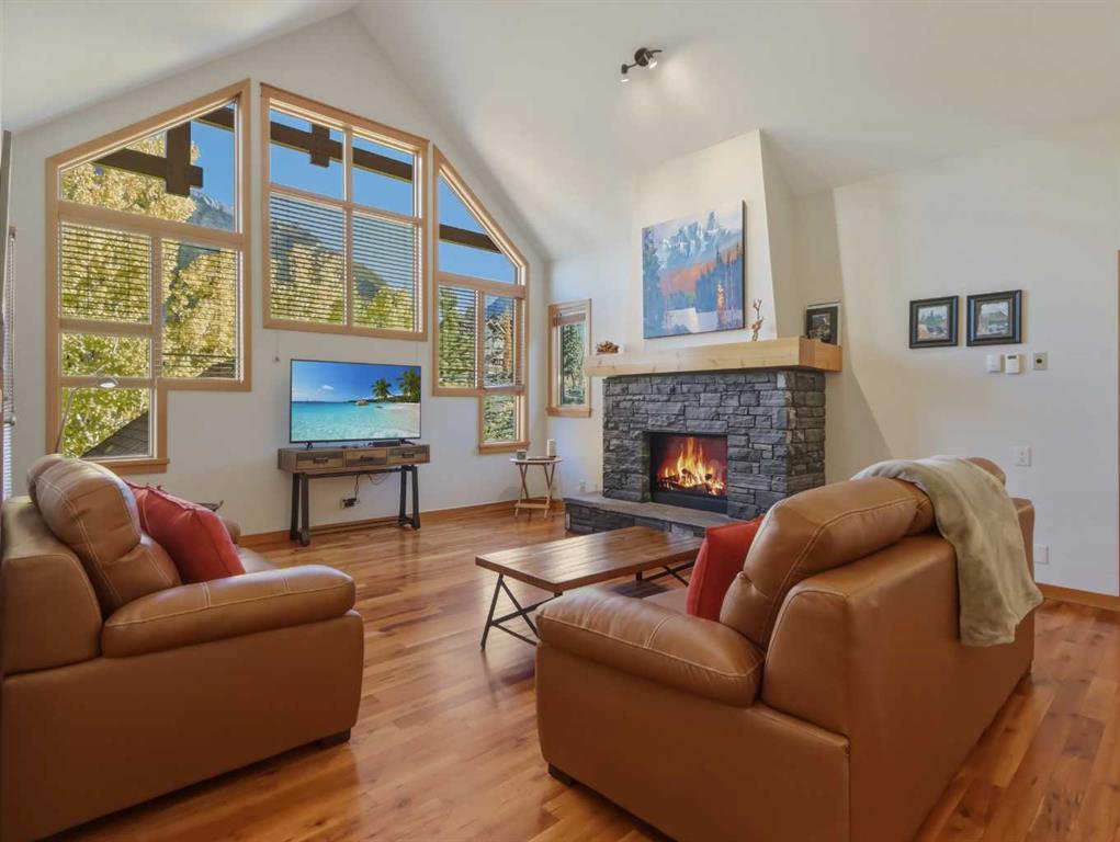 302, 801 Benchlands Trail Trail , A2350433, Alberta,
