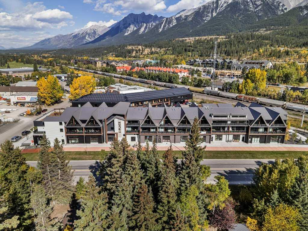 302A, 1 Industrial Place , A2350477, Alberta,