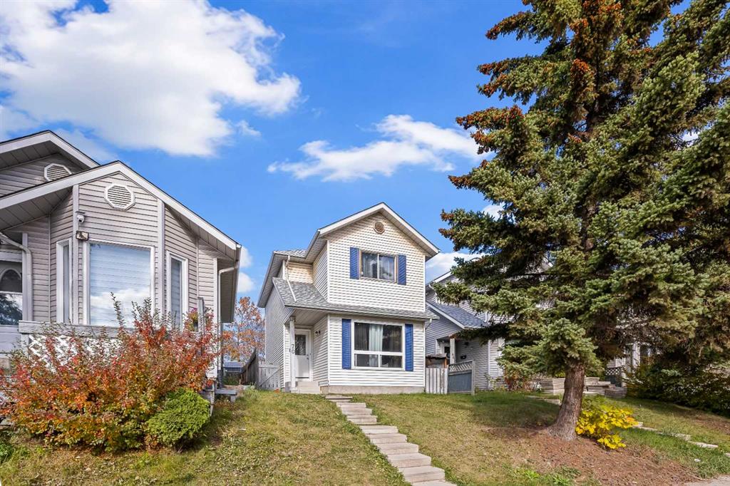 70 Dovercliffe Way , A2350478, Alberta,