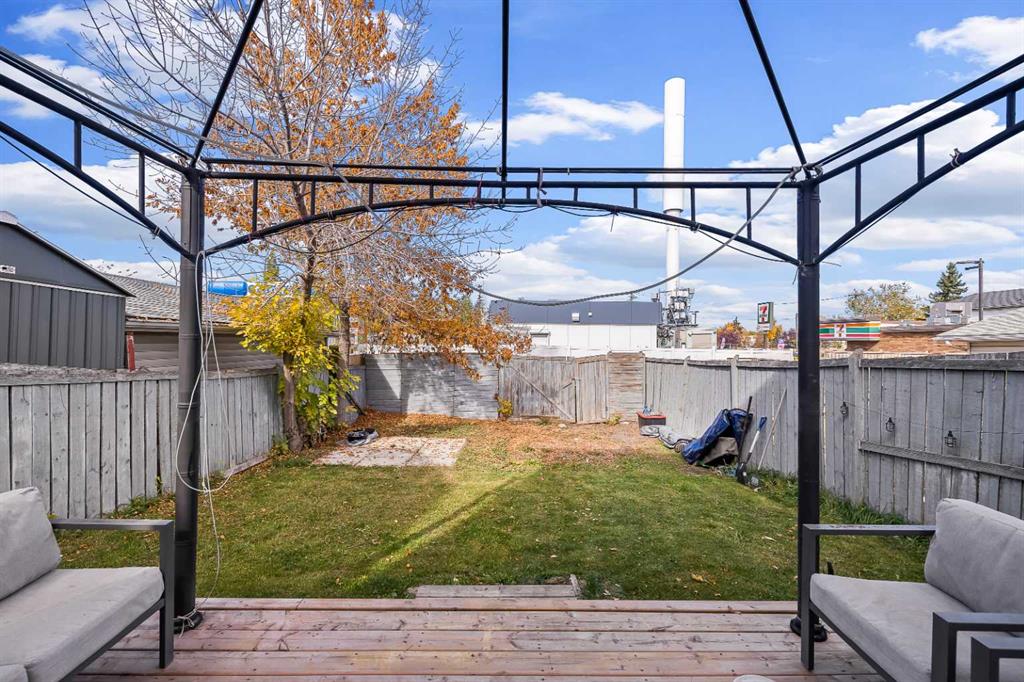 Fifth View of 70 Dovercliffe Way , Dover, Calgary, Alberta, t2b2c6