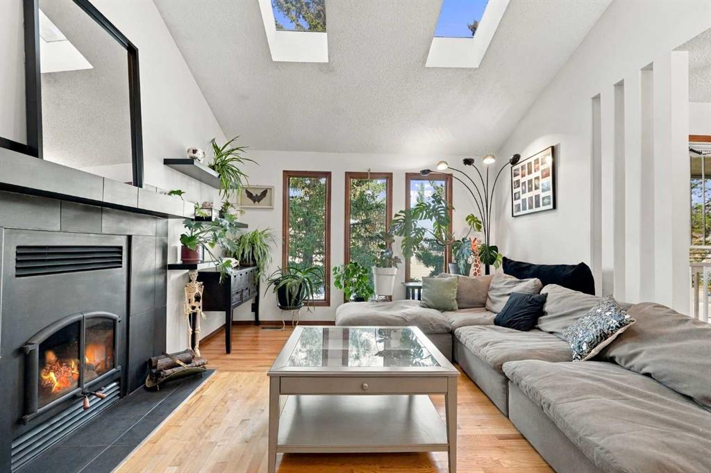 Fourth View of 296 Woodbine Boulevard SW, Woodbine, Calgary, Alberta, T2W 4K7