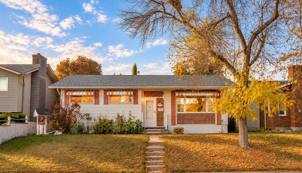 165 Marbrooke Circle , A2350598, Alberta,
