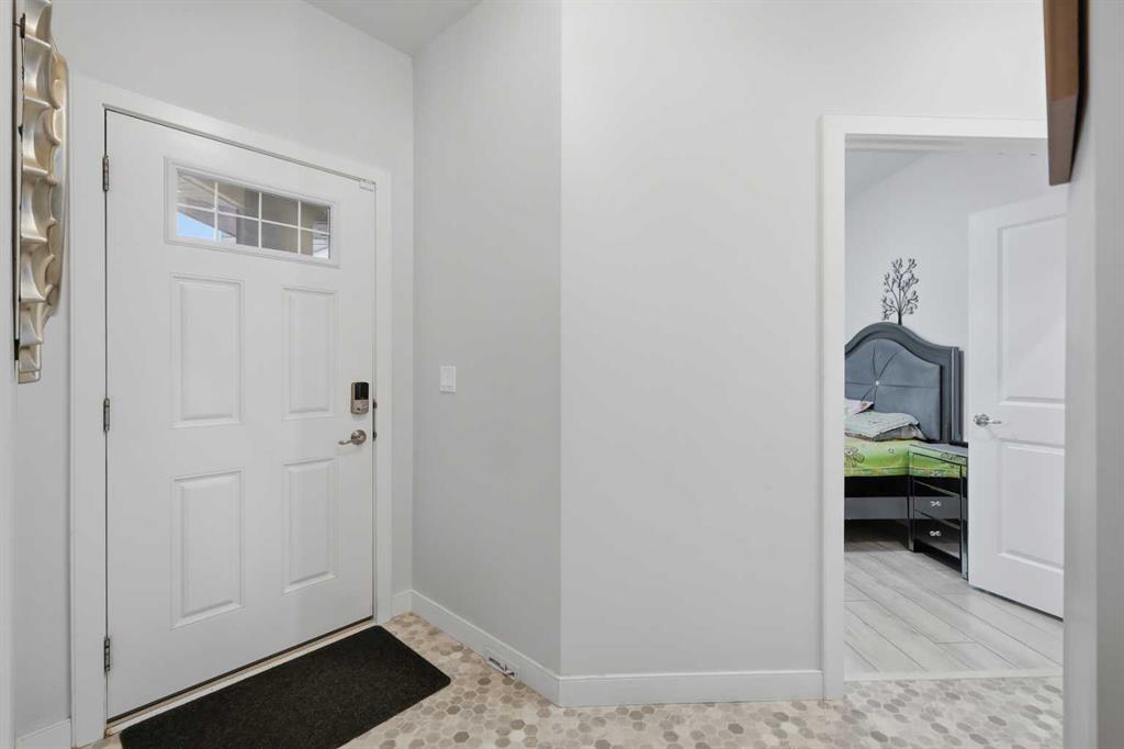Fourth View of 136 Van Slyke Way , Vanier East, Red Deer, Alberta, T4R 0N5