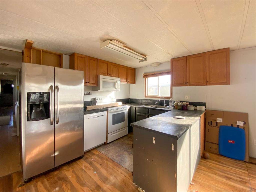Fifth View of 9, 5130 61 Avenue , NONE, Olds, Alberta, T4H 1L5