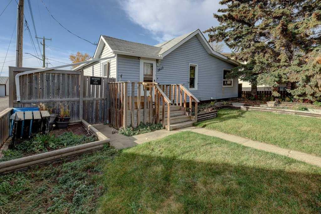 Third View of 1013 Chisholm Avenue , NONE, Crossfield, Alberta, T0M 0S0