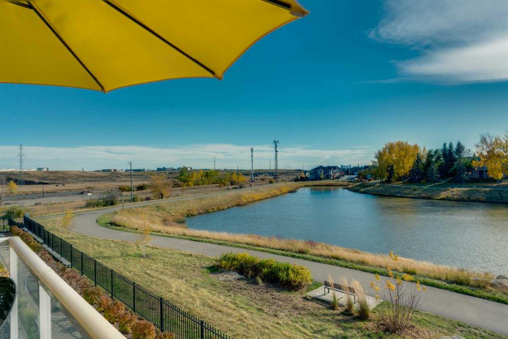 122 Harvest Grove  NE, A2350684, Alberta,