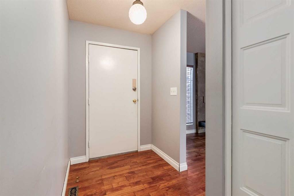 Fourth View of 3147 Palliser Drive SW, Oakridge, Calgary, Alberta, T2V4G7