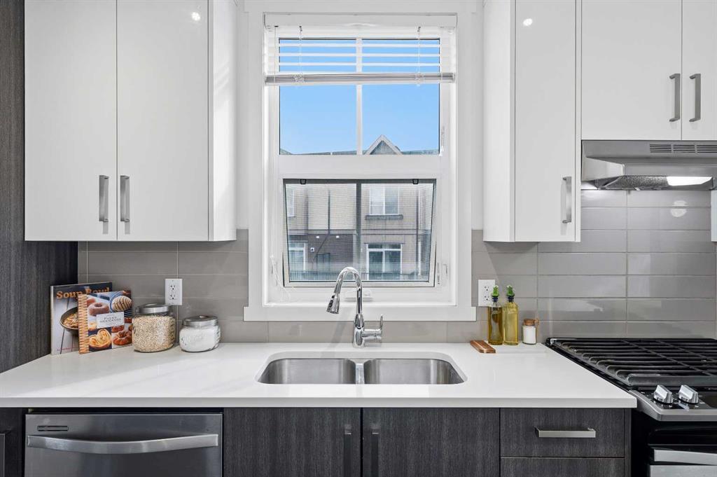 Fifth View of 104 Sherwood Lane NW, Sherwood, Calgary, Alberta, T3R0V3