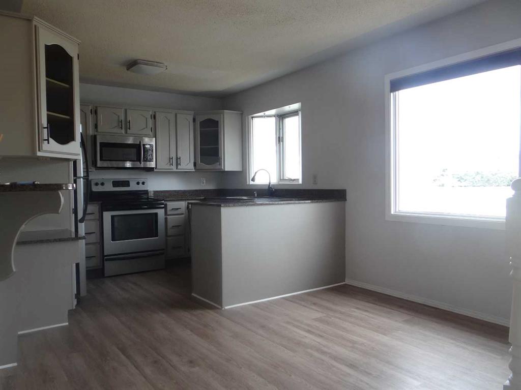Fourth View of 2170 Hawke Crescent NE, Northeast Crescent Heights, Medicine Hat, Alberta, T1C 1J7