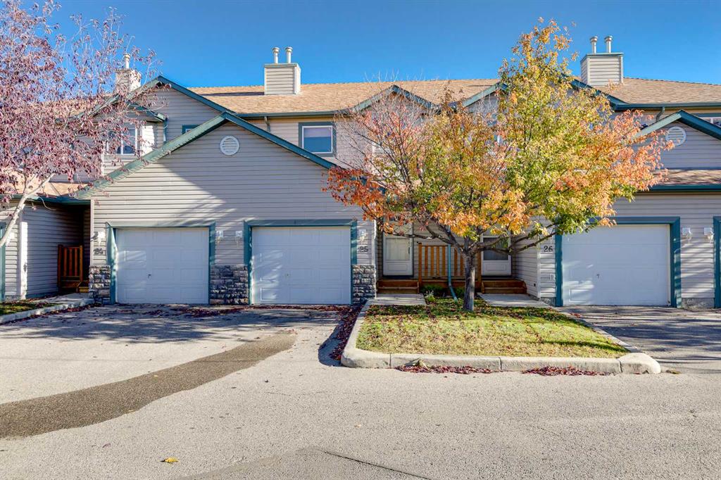 Third View of 25, 156 Canoe Drive SW, Canals, Airdrie, Alberta, T4B 2Z3