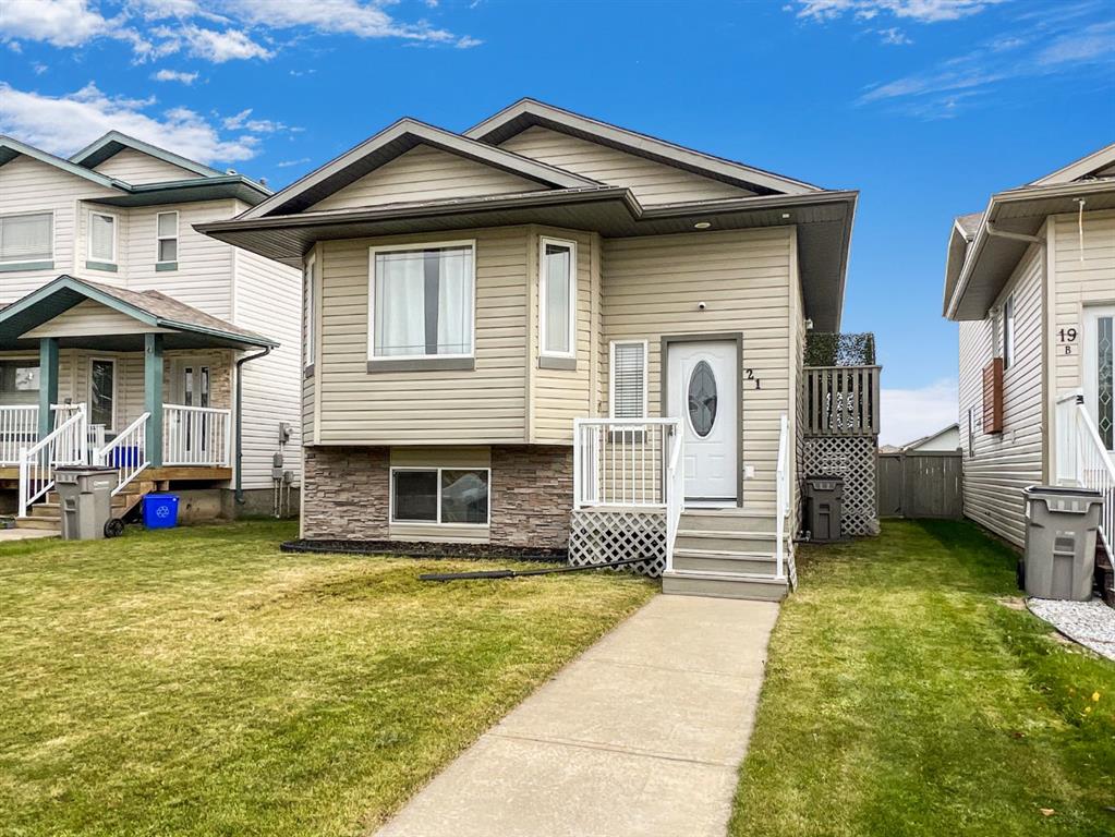 21 Pinnacle Crossing , A2350821, Alberta,