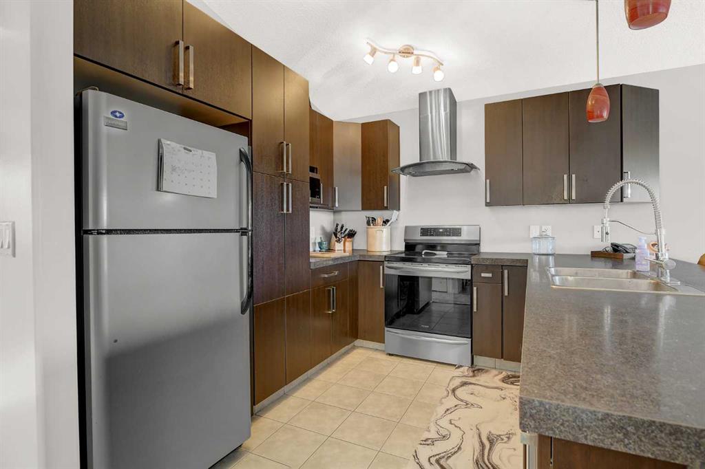 Third View of 9319 99 Avenue , NONE, Wembley, Alberta, T0H 3S0