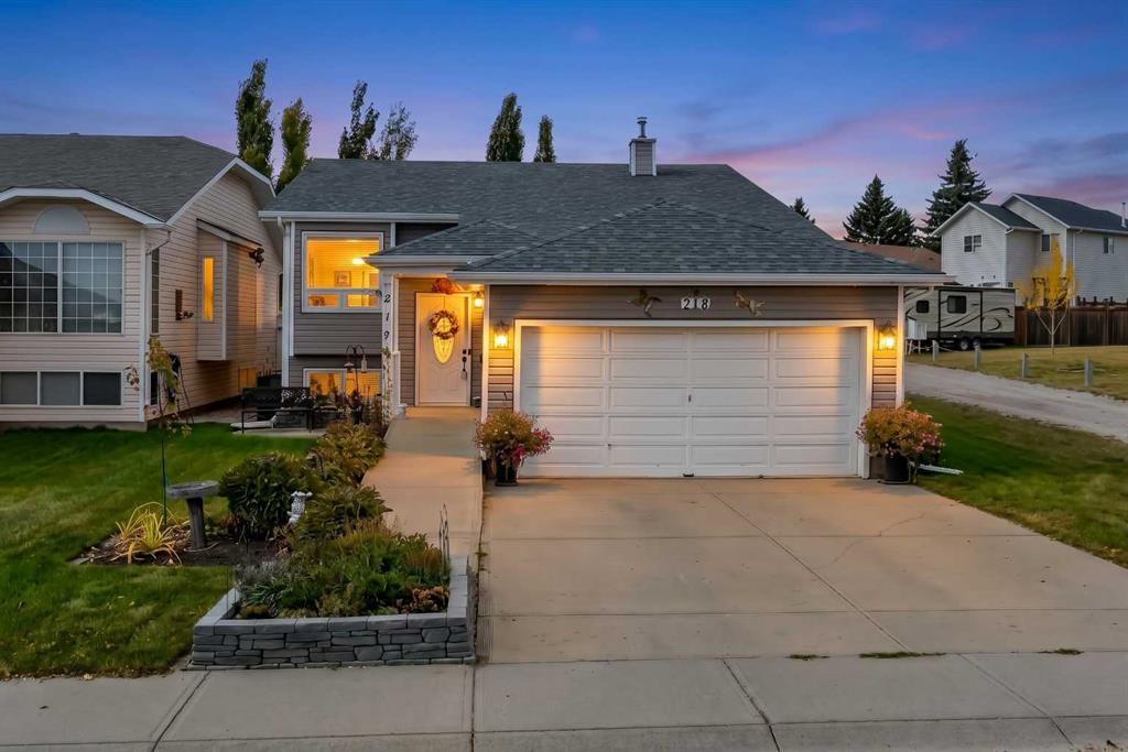 218 Coventry Close NE, A2350922, Alberta,