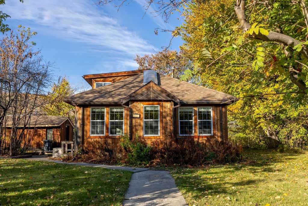 Second View of 10714 92 Street , Lower West Peace, Peace River, Alberta, T8S 1R1