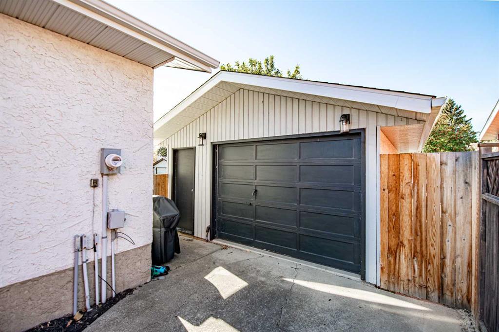 Fourth View of 112 Carroll Crescent , Clearview Meadows, Red Deer, Alberta, T4P 2T5