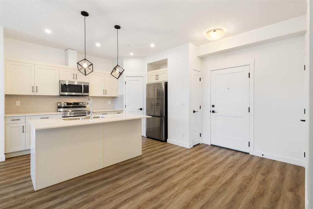 Fourth View of 2205, 55 Lucas Way NW, Livingston, Calgary, Alberta, T3P2C7