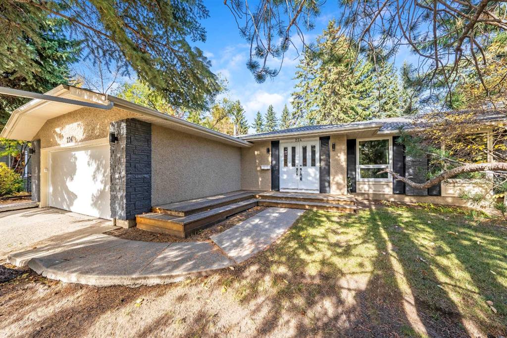 224 Varsity Crescent NW, A2351003, Alberta,
