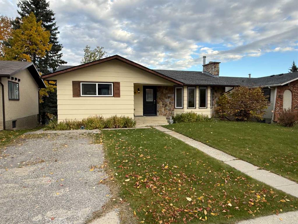 139 Cheviot Drive , A2351016, Alberta,
