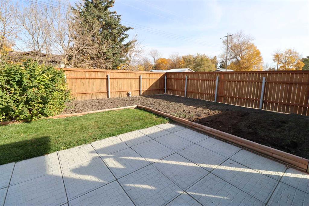 Fourth View of 704 1 ave  , NONE, Vauxhall, Alberta, T0K 2K0