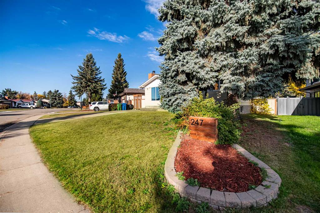Fifth View of 247 Barrett Drive , Bower, Red Deer, Alberta, T4R1H9