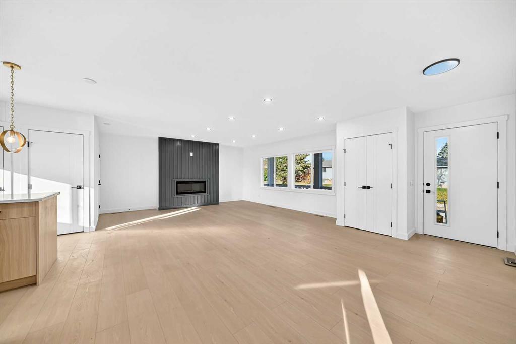 Fifth View of 911 Penmeadows Road SE, Penbrooke Meadows, Calgary, Alberta, T2H 3R1