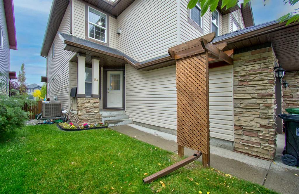 Third View of 154 Canals Circle SW, Canals, Airdrie, Alberta, T4B3E9