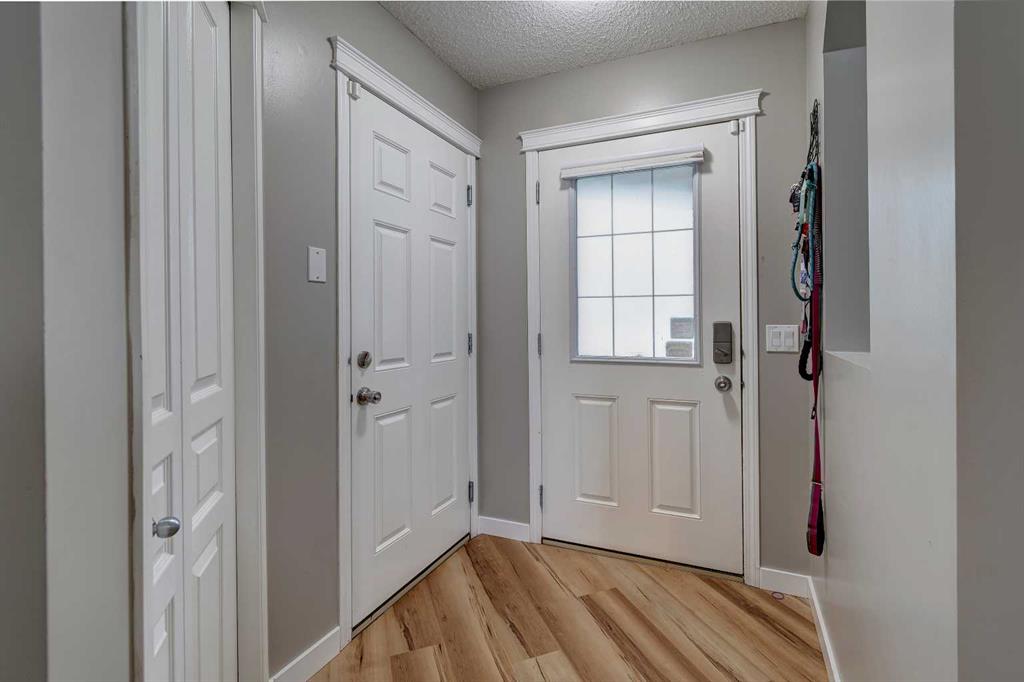 Fourth View of 154 Canals Circle SW, Canals, Airdrie, Alberta, T4B3E9