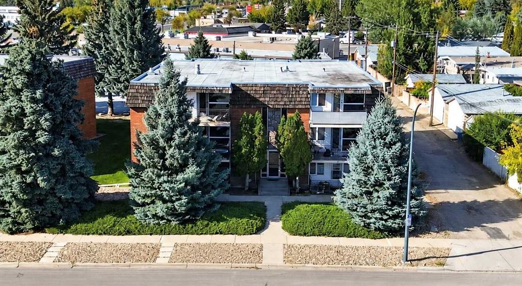 304, 1716 Henderson Lake Boulevard S, A2351107, Alberta,