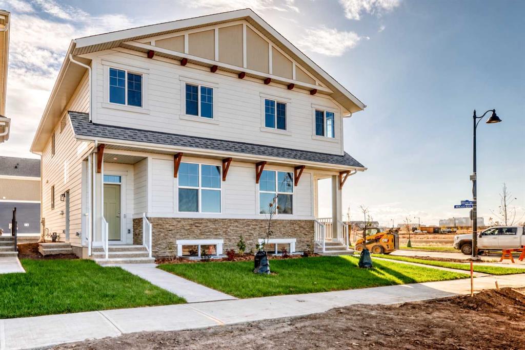 1211 Mahogany Boulevard SE, A2351179, Alberta,