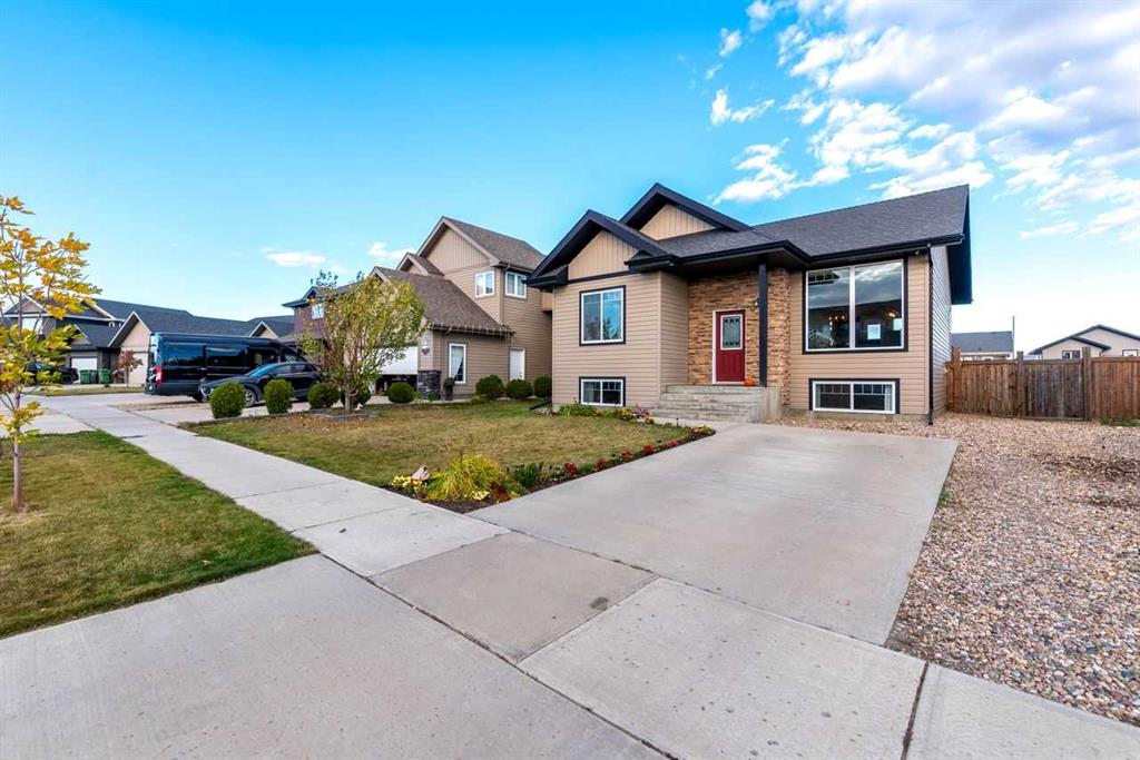 Third View of 1305 47A Avenue , Wallacefield, Lloydminster, Saskatchewan, S9V 2G6