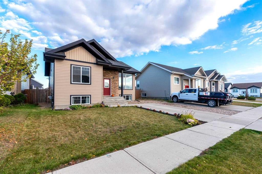 Fourth View of 1305 47A Avenue , Wallacefield, Lloydminster, Saskatchewan, S9V 2G6