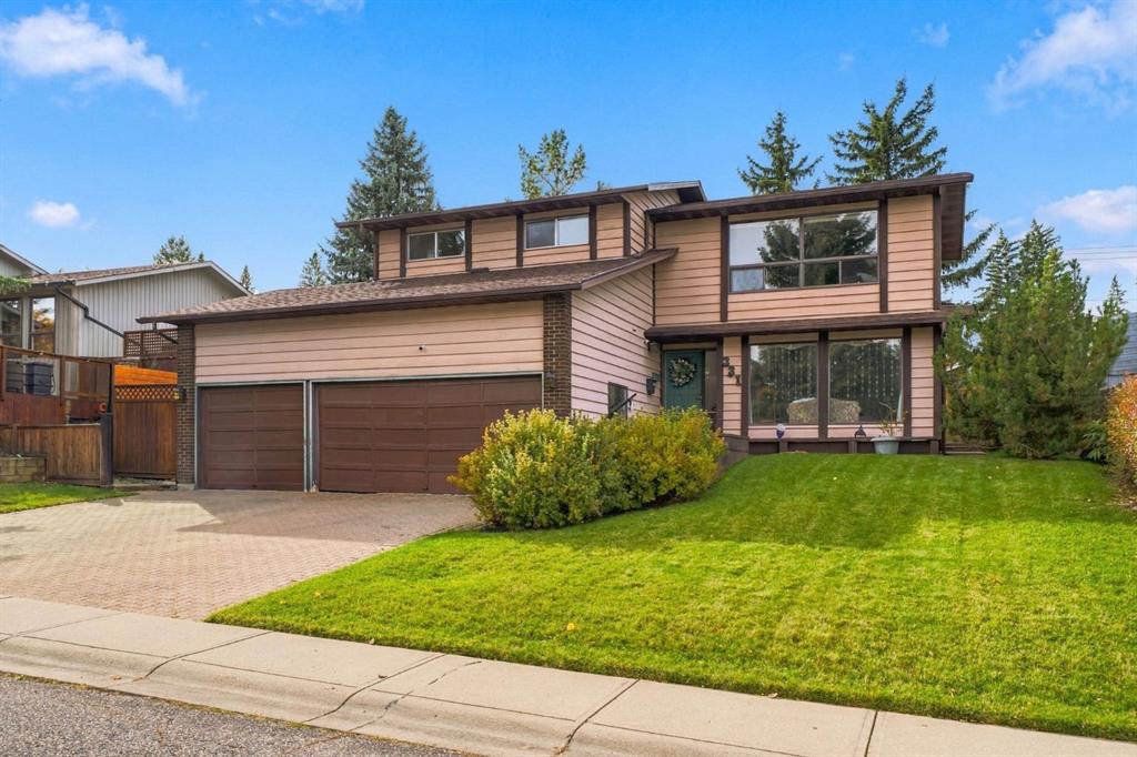 MLS® listing #116363191 for sale located at 331 Oakfern Crescent SW